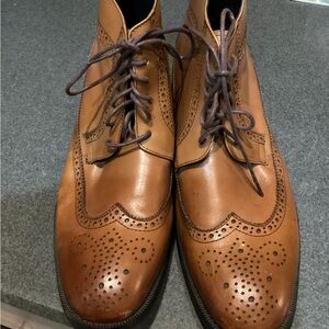 Elegant Brown Leather Men's Brogues